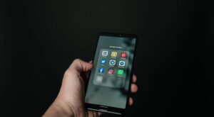 WhatsApp’ta Güvenliğe Dikkat Etmek İçin Hangi Adımları Atmalısınız?