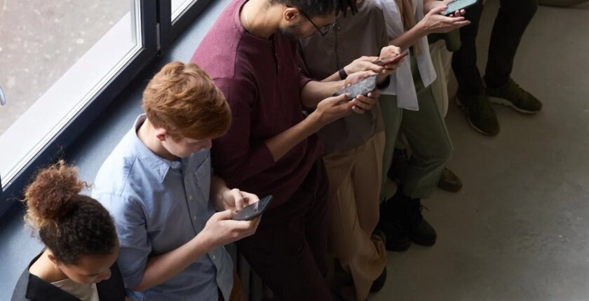 WhatsApp ile Dijital İletişimde Yeni Trendler Neler? WhatsApp ile Dijital İletişimde Yeni Trendler Neler?